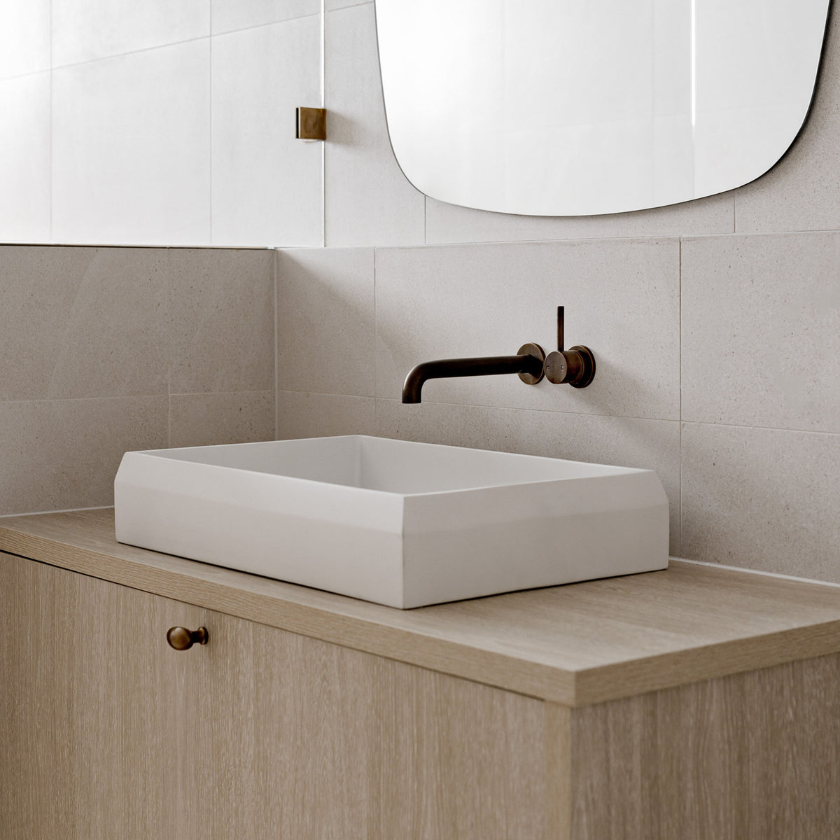 Prism Rectangle in Ivory – Bathroom